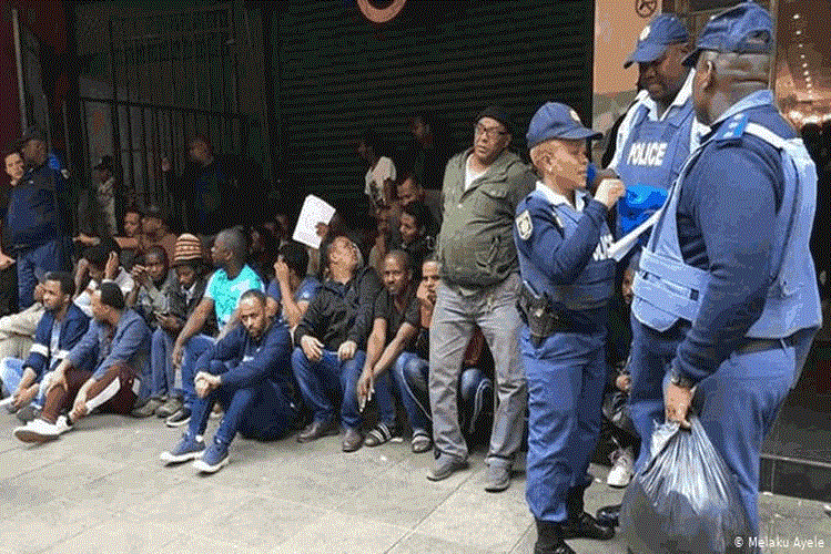 Seiscentos moçambicanos deportados da RSA nas últimas 24 horas - Jornal ...